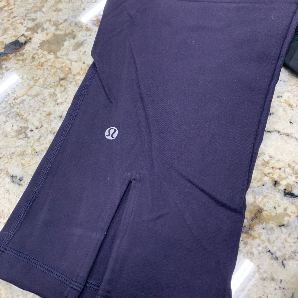 Lululemon - Picture 6 of 6